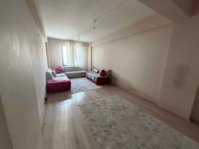 Uşak Banaz 94.00 M2 2+1 Apartman Dairesi — foto 3
