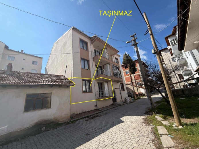 Uşak Banaz 94.00 M2 2+1 Apartman Dairesi — foto 2
