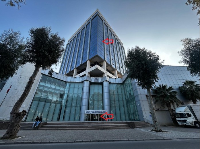 İzmir Bayraklı 105.00 M2 Ofis — foto 3