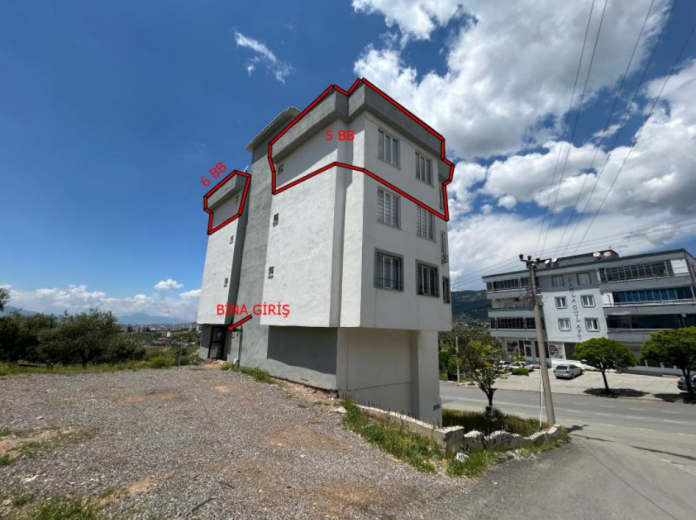 Kahramanmaraş Dulkadiroğlu 80 M2 2+1 Apartman Dairesi — foto 3