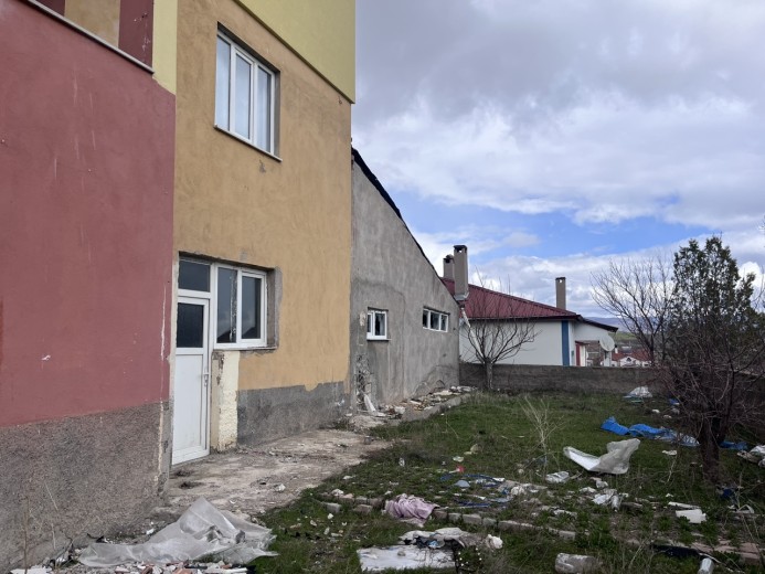 Sivas Şarkışla 625 M2 Mesken Bina — foto 6