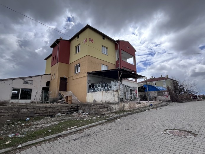 Sivas Şarkışla 625 M2 Mesken Bina — foto 3