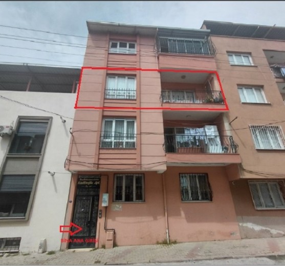 İzmir Buca 77 M2 2+1 Apartman Dairesi — foto 3