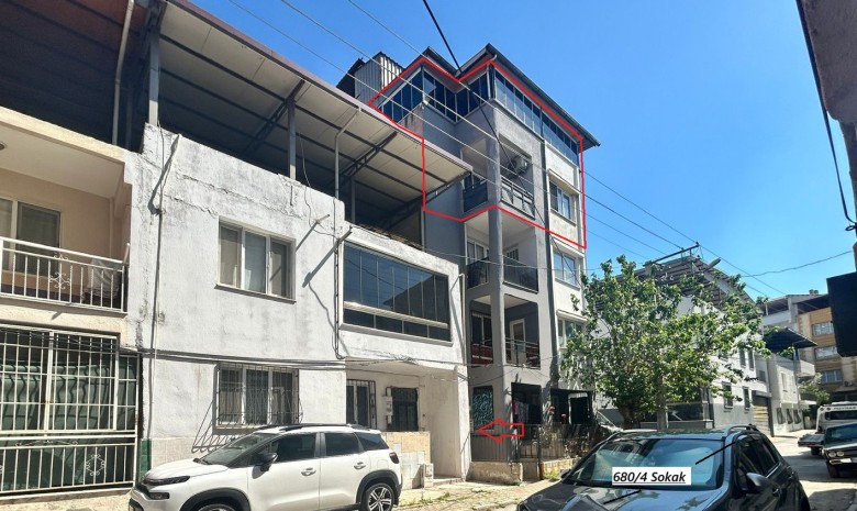 İzmir Buca 159.00 M2 6+1 Apartman Dairesi — foto 4