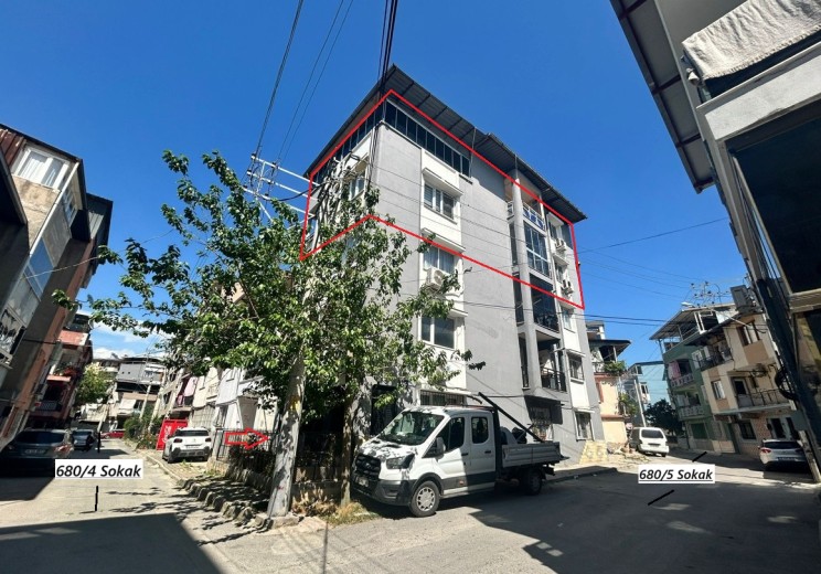 İzmir Buca 159.00 M2 6+1 Apartman Dairesi — foto 2