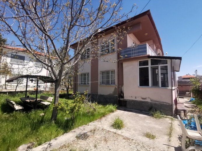 Afyonkarahisar Bolvadin 173 M2 Bina — foto 5