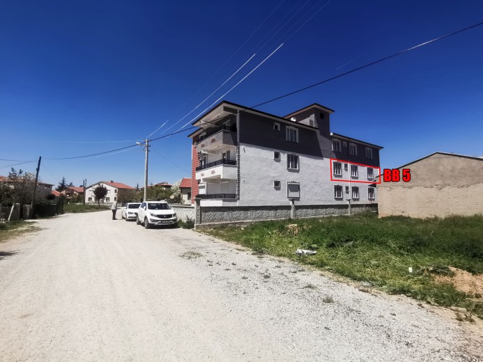 Afyonkarahisar Bolvadin 71 M2 2+1 Apartman Dairesi — foto 2