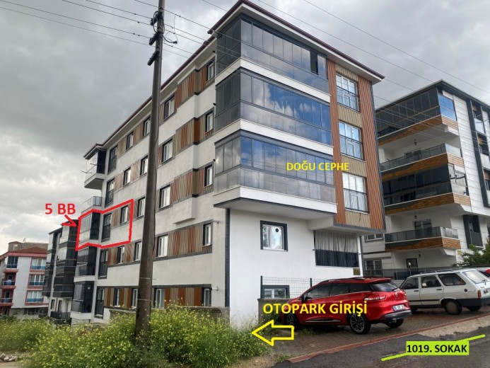 Kırıkkale Merkez 79.00 M2 2+1 Apartman Dairesi — foto 6